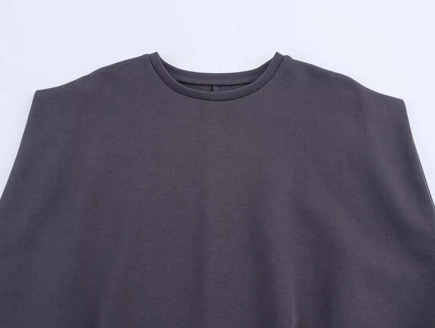 Conjunto: T-shirt feminina confortável com ombro caído e manga curta + calça casual de cintura média para o dia a dia.