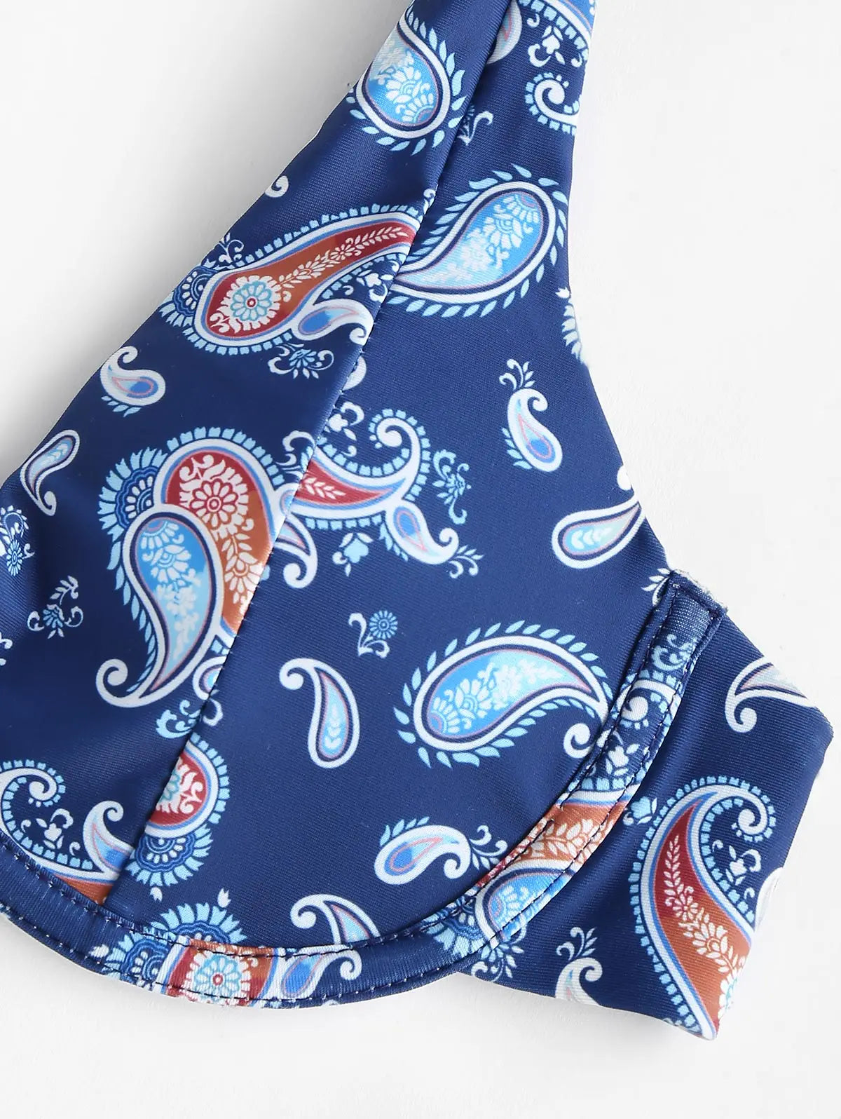 ZAFUL – Biquíni com estampa paisley, cava alta (corte alto) e aro único (monofio).