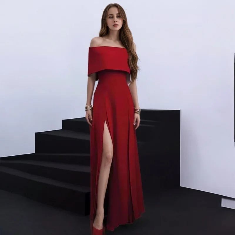 Vestido feminino vermelho tomara-que-caia