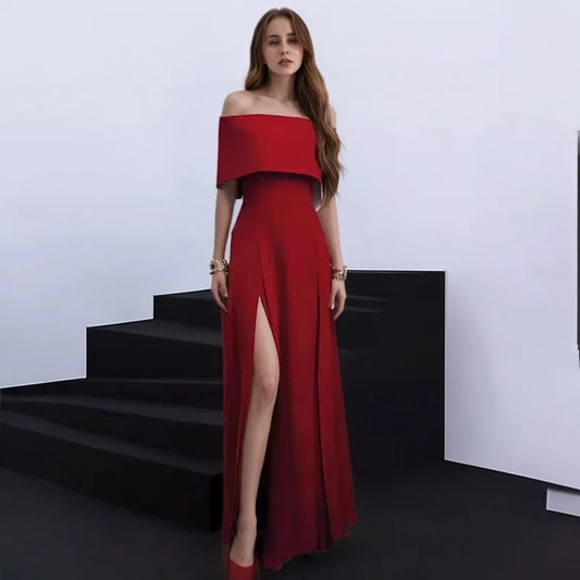 Vestido feminino vermelho tomara-que-caia