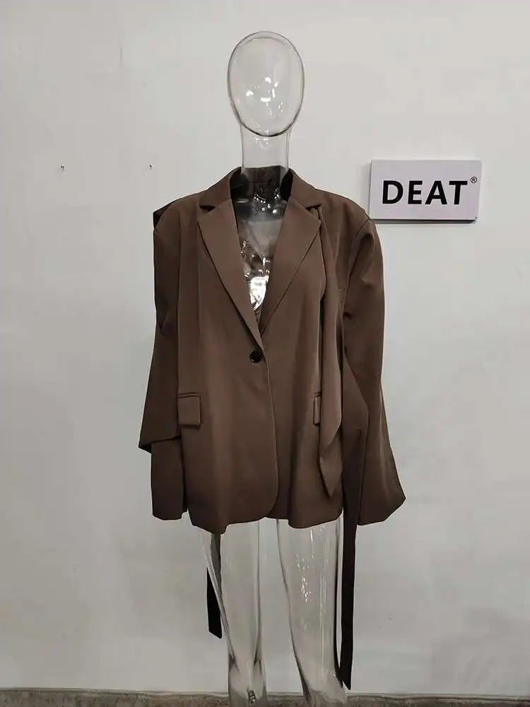 Conjunto feminino fashion, blazer liso com lapela