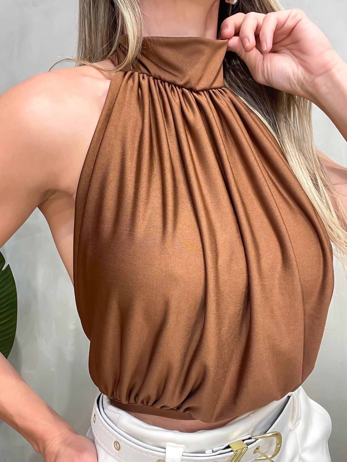 Cropped em Malha Balonê Romântico Frente Única com Amarração Tayna