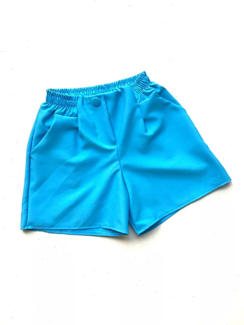 Short em Alfaiataria Cós com Elastico e Botão Damiana